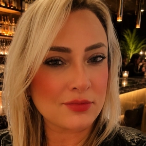 Karen massoterapeuta