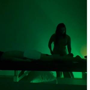 Jolie massoterapeuta