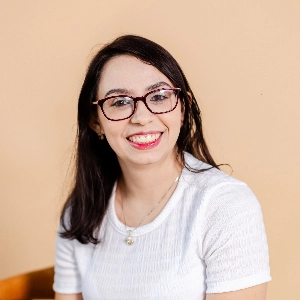 Aline Celestino