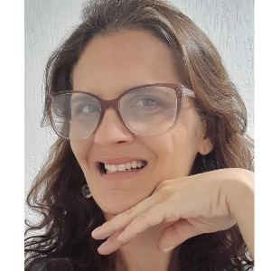 Tatiane Cabral