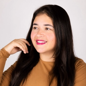 Emanuelly Bueno
