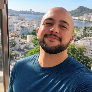 Ícaro Thomaz
