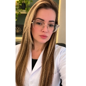 Camila Bueno