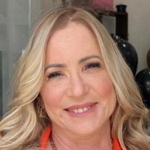 ELIZABETH SOLIMENE FLORES